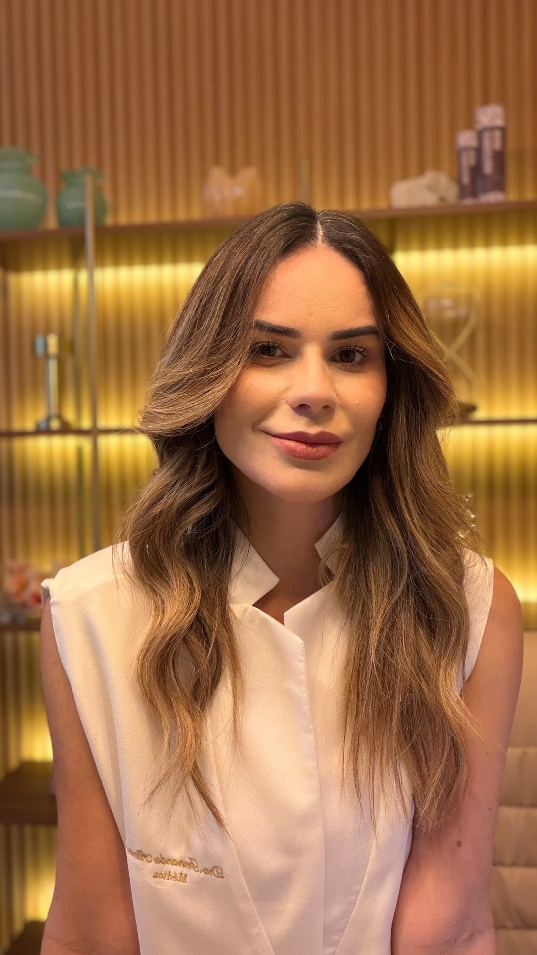 Dra. Fernanda Sguizardi — no consultório